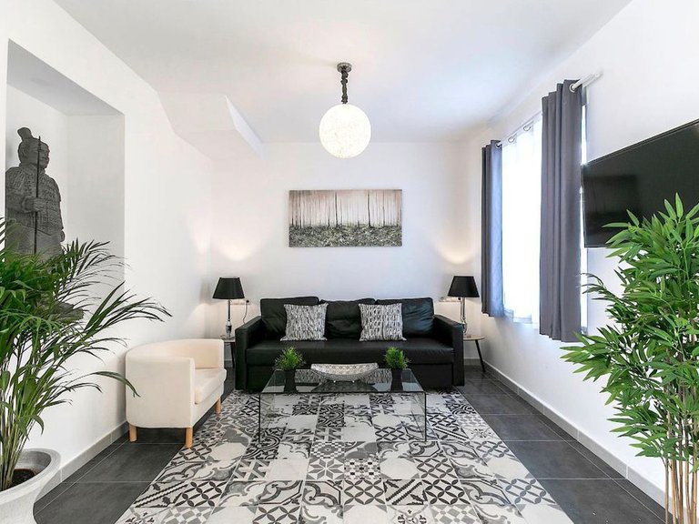 Villa for Sale in Málaga Centro, Malaga 3