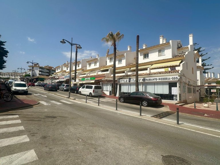 Apartment for Sale in Calahonda, Malaga 1