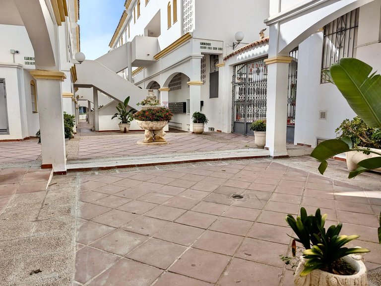 Apartment for Sale in Calahonda, Malaga 39