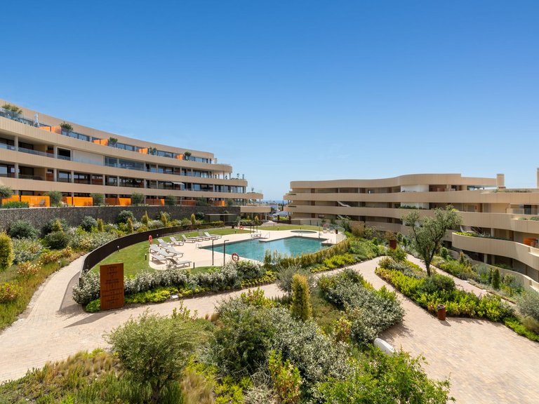 Apartment for Sale in Fuengirola, Malaga 24