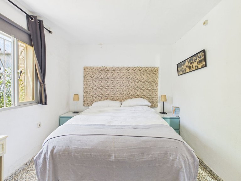 Villa for Sale in Estepona, Malaga 12