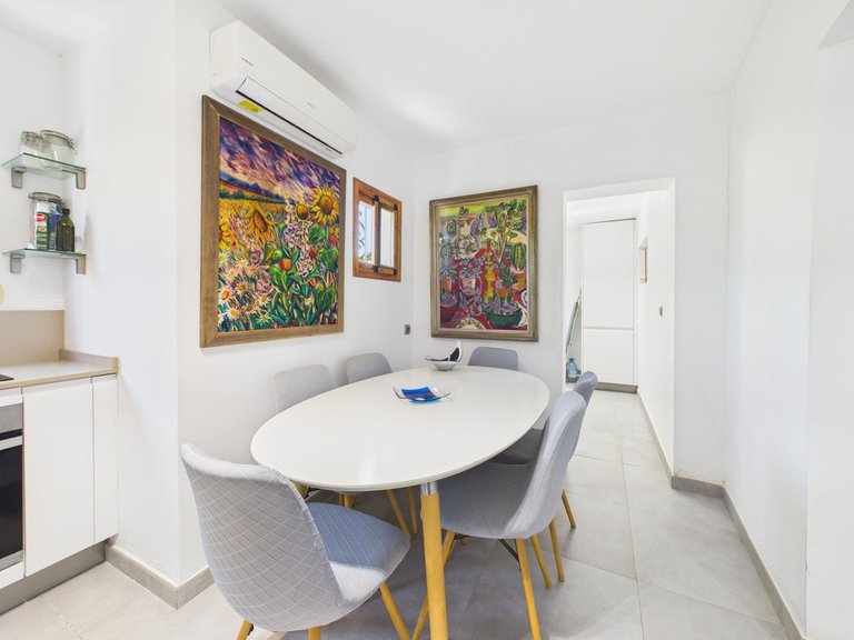 Villa for Sale in Estepona, Malaga 6