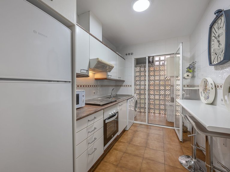 Apartment for Sale in Puerto Banús, Malaga 19