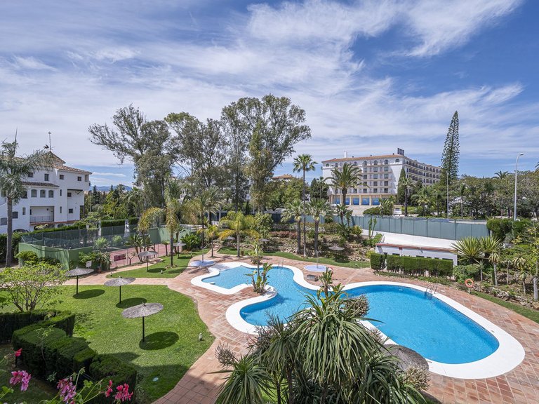 Apartment for Sale in Puerto Banús, Malaga 24
