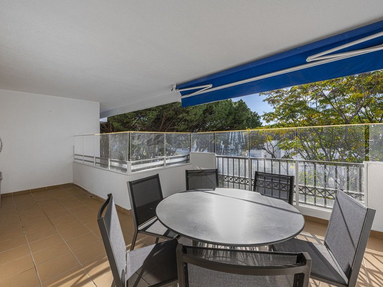 Apartment for Sale in Puerto Banús, Malaga 4