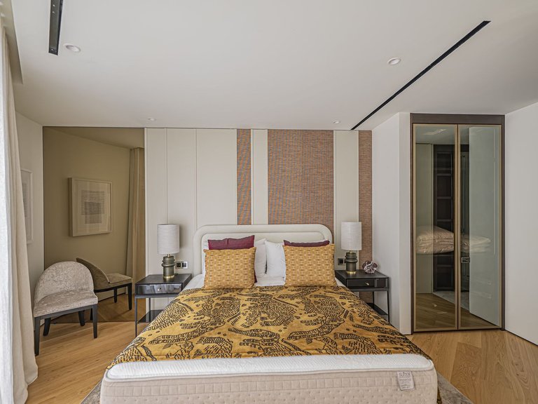 Apartment for Sale in The Golden Mile, Malaga 4
