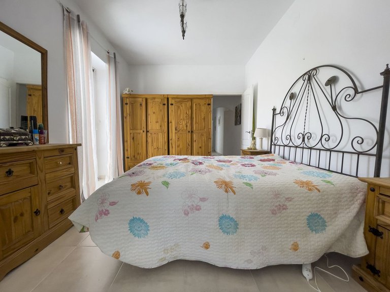 Villa for Sale in Coín, Malaga 27