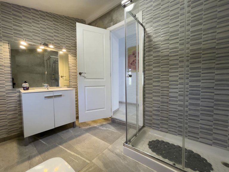Villa for Sale in Coín, Malaga 31