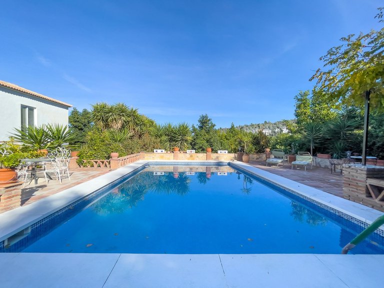 Villa for Sale in Coín, Malaga 35
