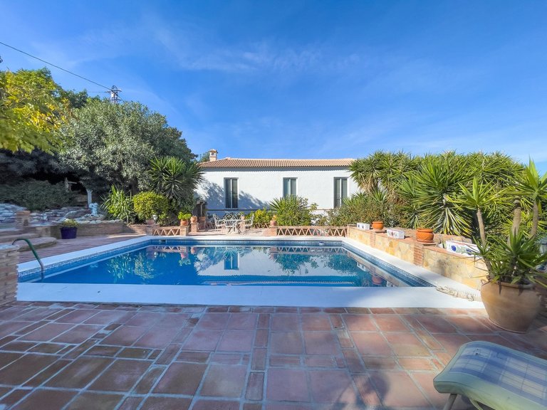 Villa for Sale in Coín, Malaga 36