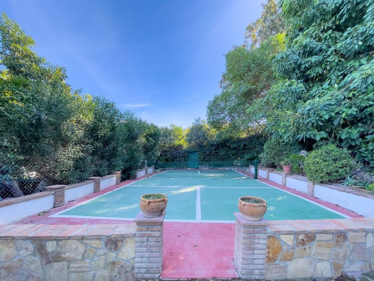 Villa for Sale in Coín, Malaga 39
