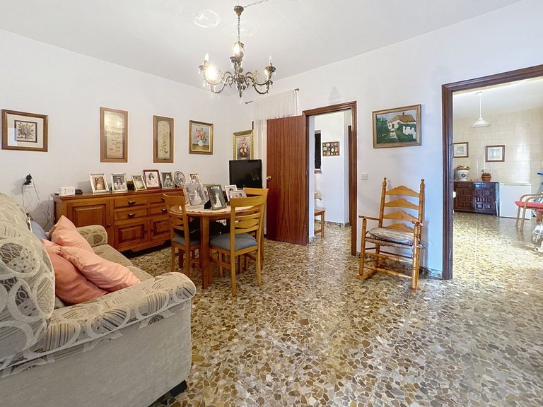 Villa for Sale in Estepona, Malaga 11