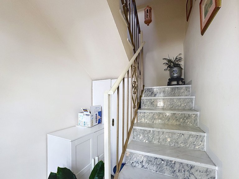 Villa for Sale in Estepona, Malaga 16