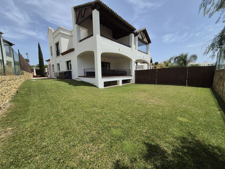 Town House for Sale in Estepona, Malaga 1
