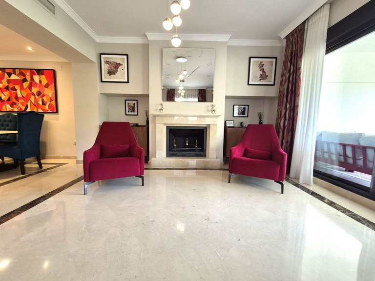 Town House for Sale in Estepona, Malaga 12