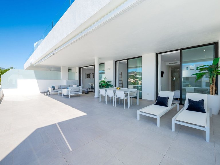 Apartment for Sale in Estepona, Malaga 1