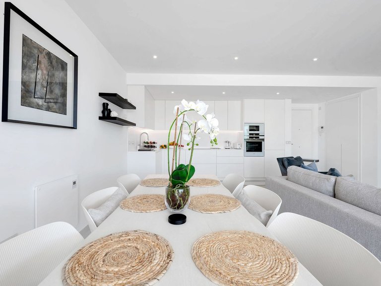 Apartment for Sale in Estepona, Malaga 10