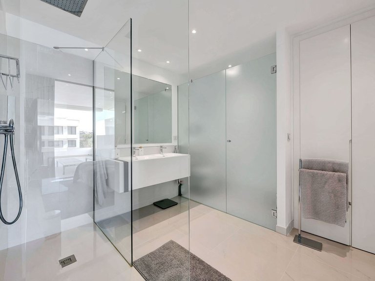 Apartment for Sale in Estepona, Malaga 15