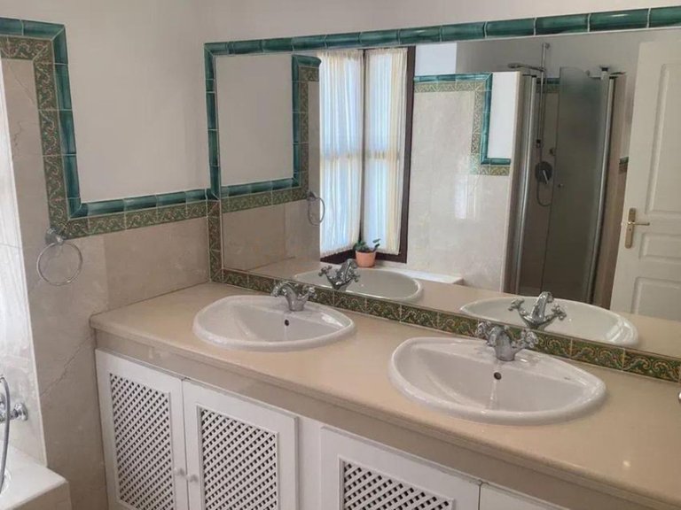 Villa for Sale in Benahavís, Malaga 7