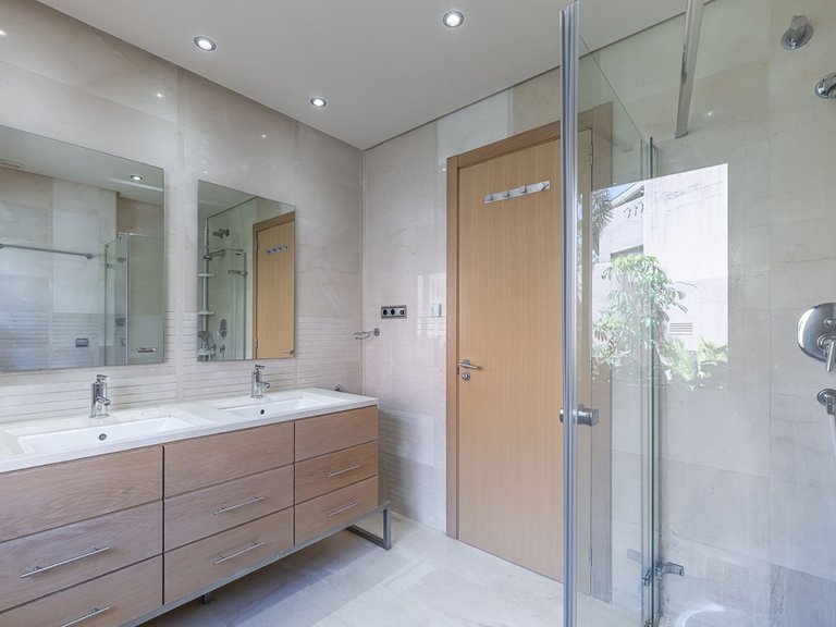 Apartment for Sale in Marbella, Malaga 28
