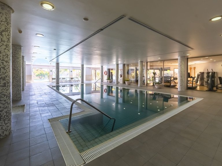 Apartment for Sale in Marbella, Malaga 37