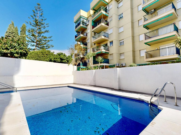 Apartment for Sale in Fuengirola, Malaga 18