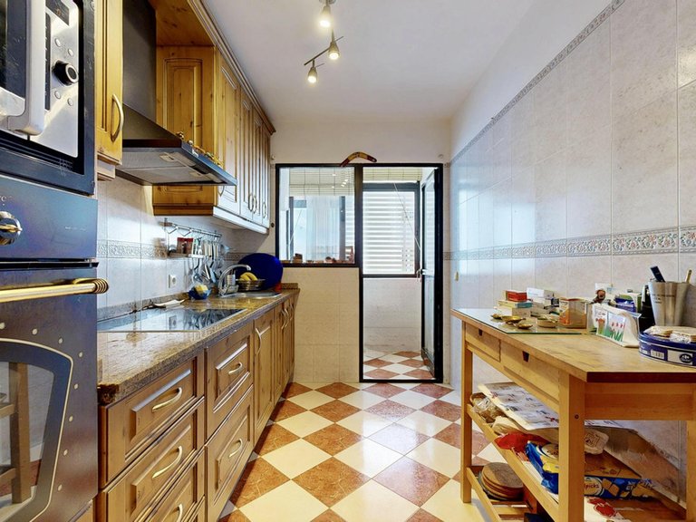 Apartment for Sale in Fuengirola, Malaga 7