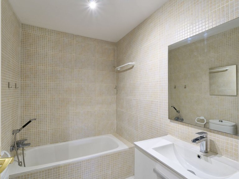 Apartment for Sale in Fuengirola, Malaga 18