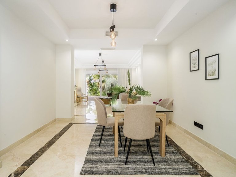 Apartment for Sale in Marbella, Malaga 19