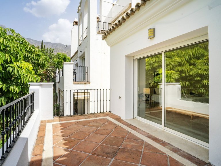 Apartment for Sale in Marbella, Malaga 36