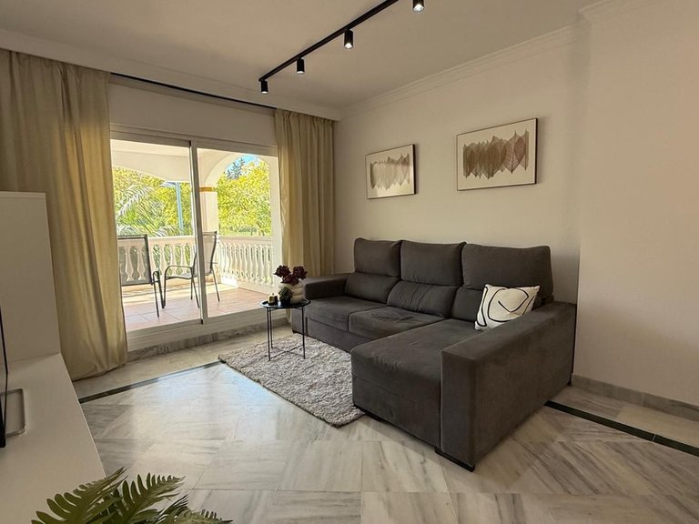 Apartment for Sale in Nueva Andalucía, Malaga 3