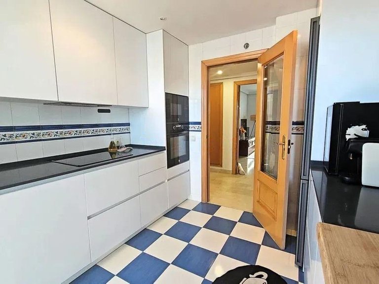 Apartment for Sale in Selwo, Malaga 5