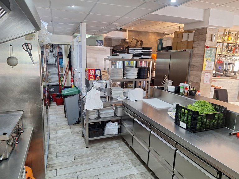 Commercial for Sale in Los Boliches, Malaga 9