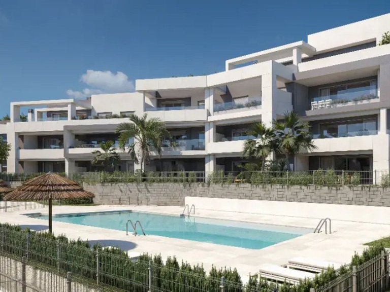 Apartment for Sale in Costa del Sol Estepona, Malaga 6