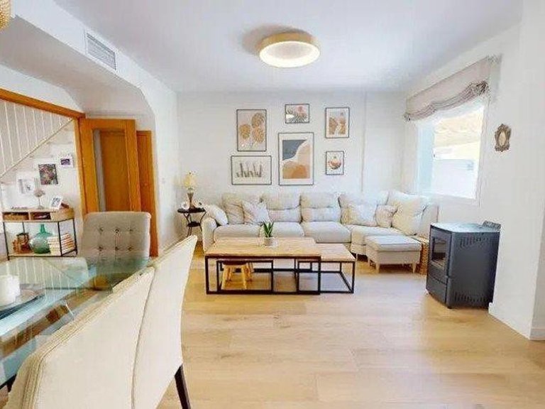 Villa for Sale in Alhaurín De La Torre, Malaga 11