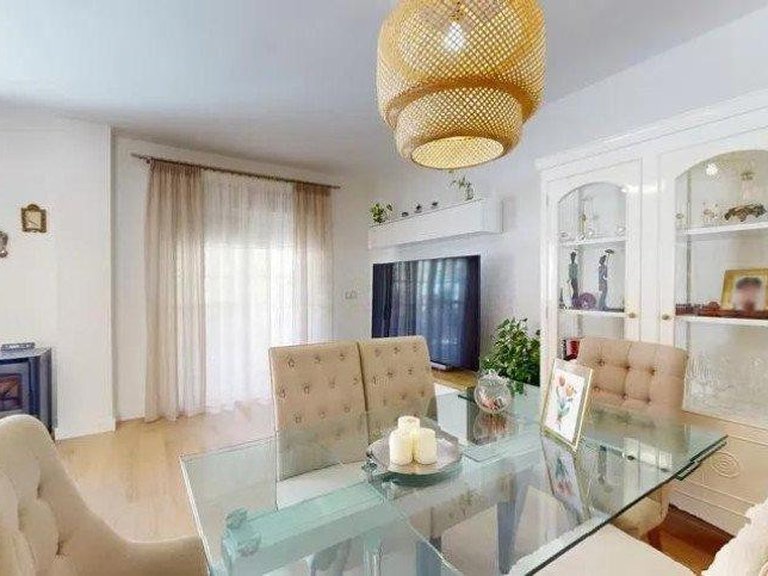 Villa for Sale in Alhaurín De La Torre, Malaga 2