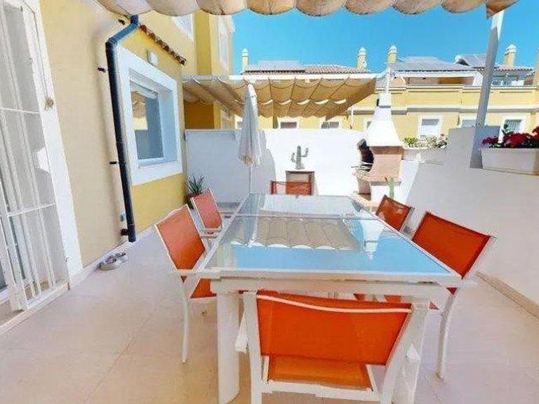 Villa for Sale in Alhaurín De La Torre, Malaga 28