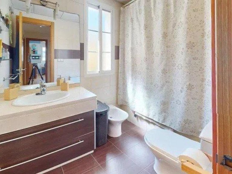 Villa for Sale in Alhaurín De La Torre, Malaga 46