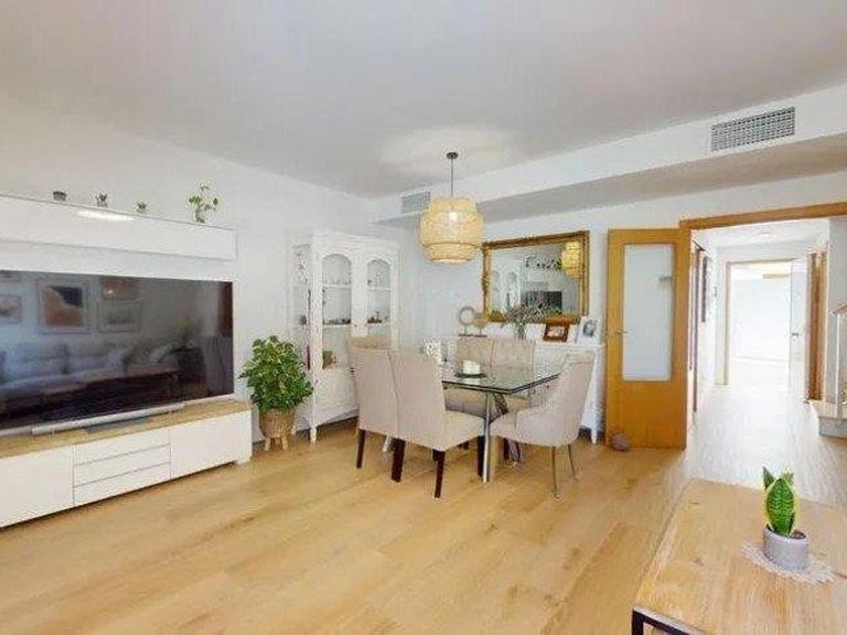 Villa for Sale in Alhaurín De La Torre, Malaga 6