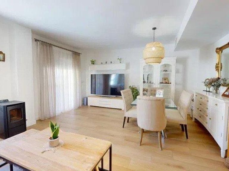 Villa for Sale in Alhaurín De La Torre, Malaga 7