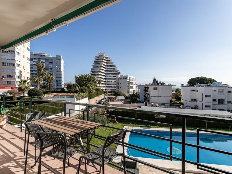 Apartment for Sale in Benalmadena Costa, Malaga 1