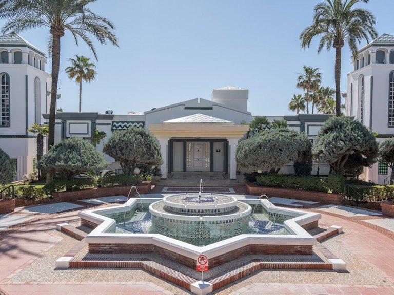 Villa for Sale in New Golden Mile, Malaga 39