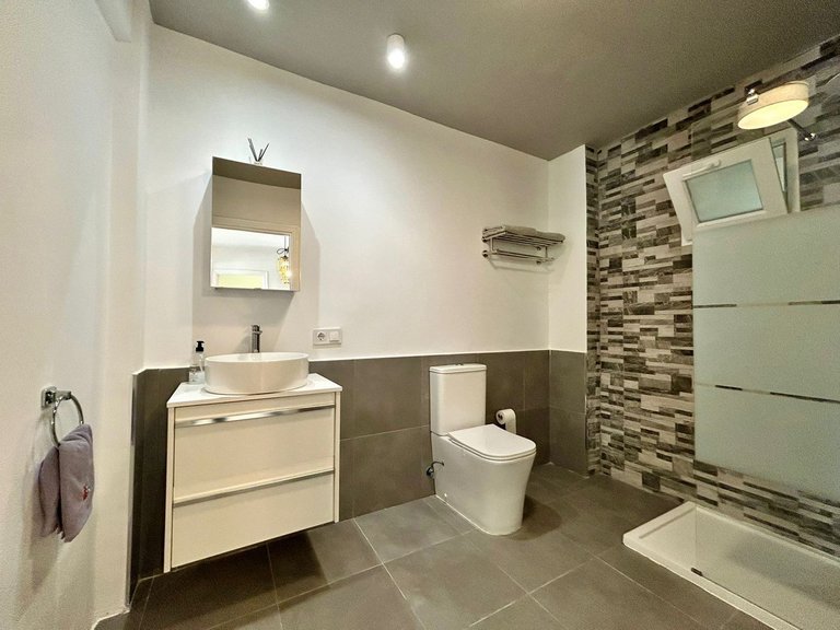 Apartment for Sale in Los Boliches, Malaga 10