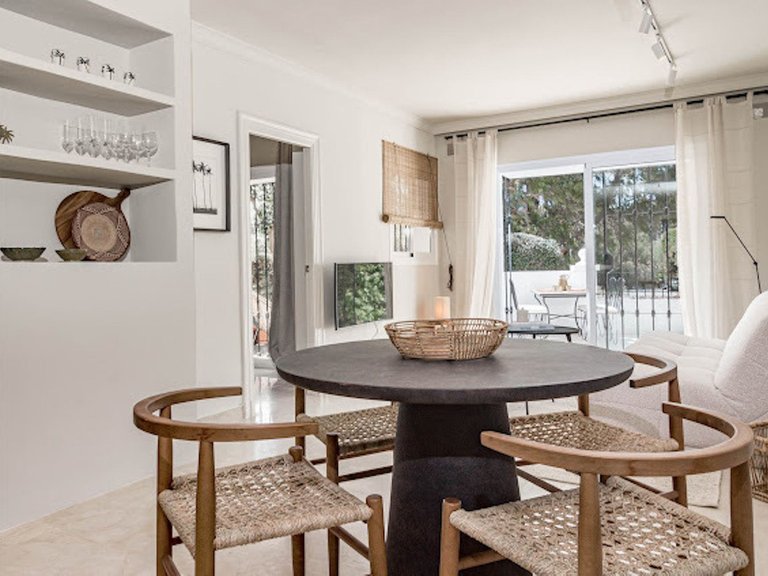 Apartment for Sale in Nueva Andalucía, Malaga 7