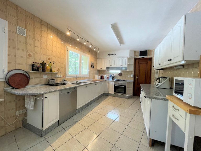 Villa for Sale in Mijas, Malaga 11
