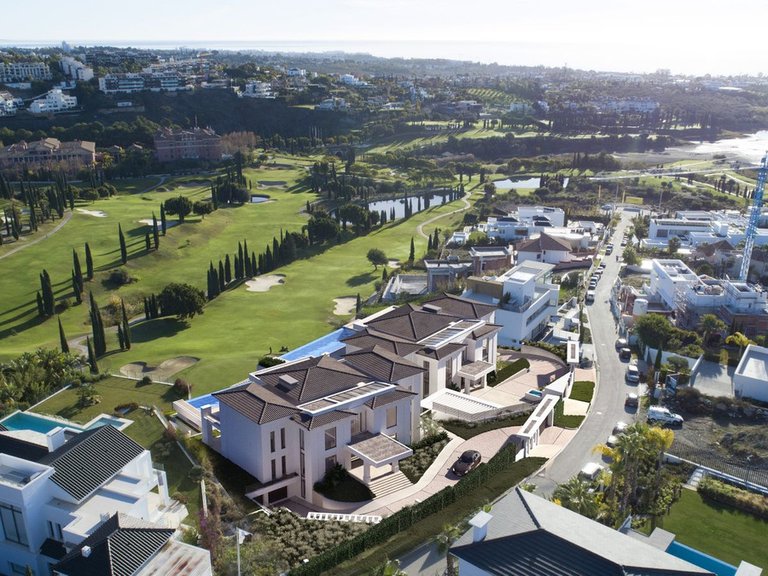 Apartment for Sale in Inland Los Flamingos Golf, Malaga 15