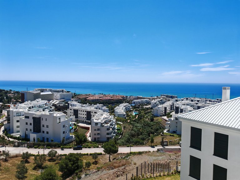 Apartment for Sale in Fuengirola, Malaga 1