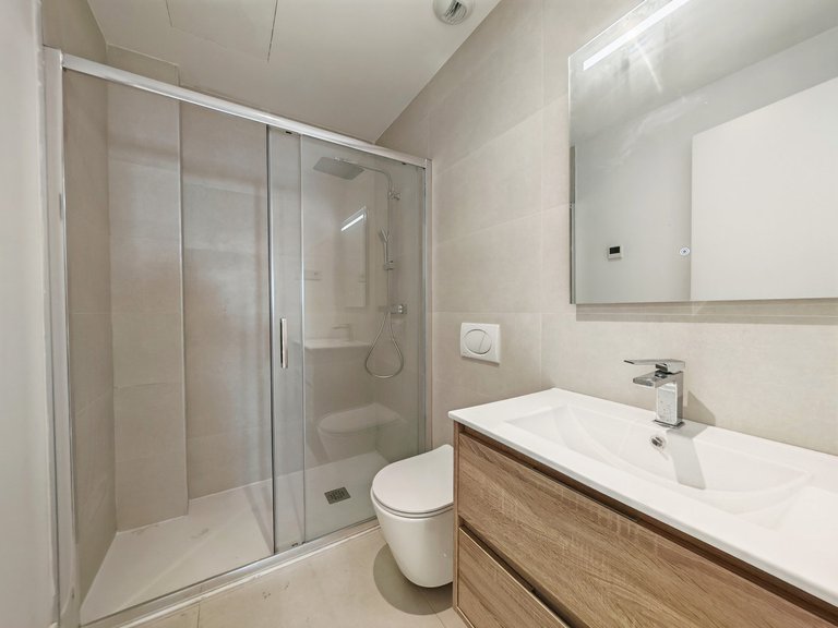 Apartment for Sale in Fuengirola, Malaga 11