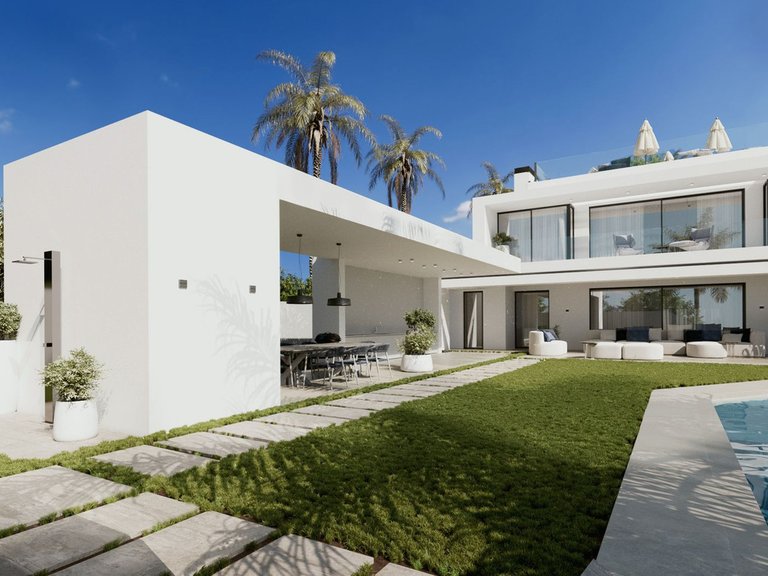Villa for Sale in Costa del Sol The Golden Mile, Malaga 39