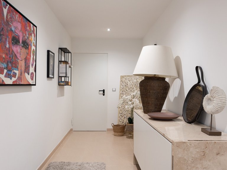 Villa for Sale in The Golden Mile, Malaga 19